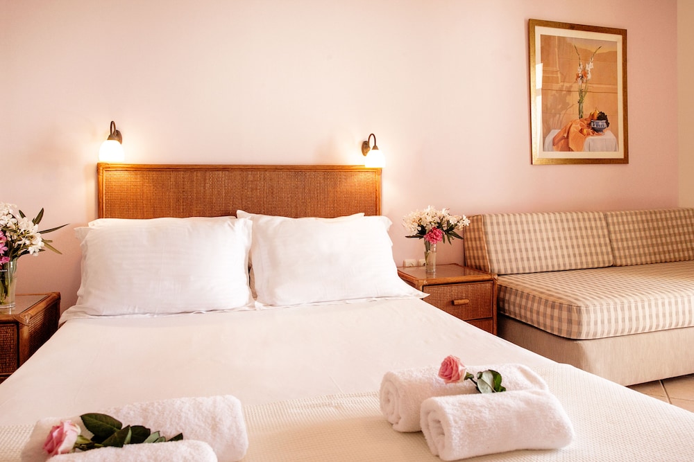 Double Room, Balcony, Sea View photo 3