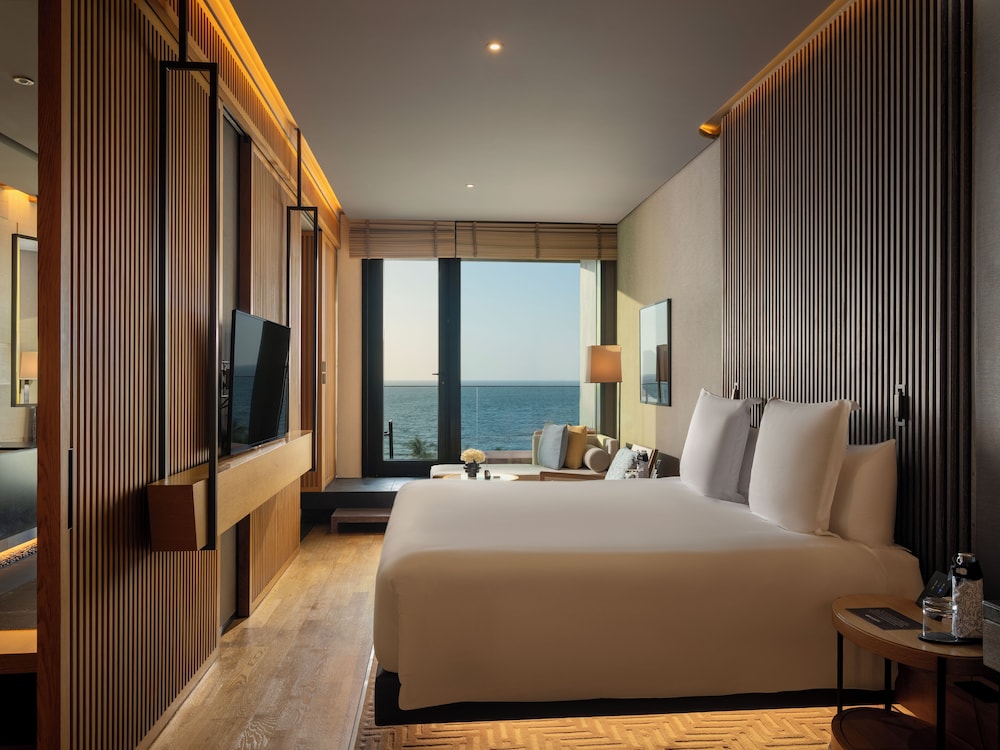 Family Suite with Complimentary Rainforest Experience once per stay thumbnail 5