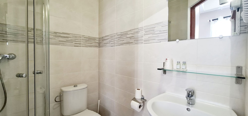 Classic Double or Twin Room photo 3