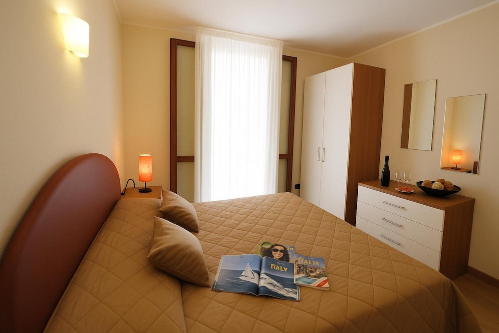 Family Apartment, Multiple Bedrooms, Mountainside (Residence Eden Magnolia 15)