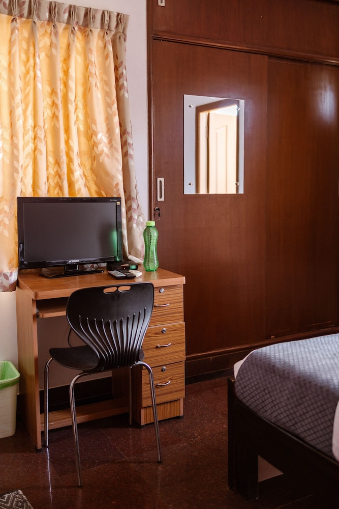Standard Room - Photo 10