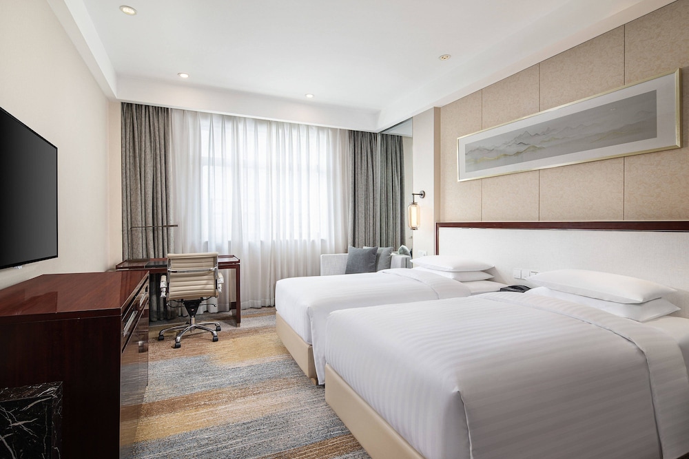 Room, 2 Double Beds - Photo 1