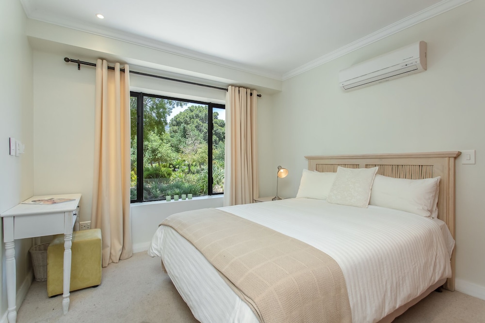 Classic House, 4 Bedrooms photo 1