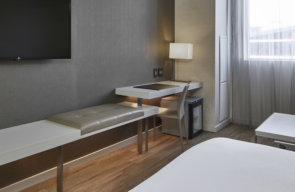 Room, 1 King Bed with Sofa bed (Mobility Accessible, Roll-In Shower)