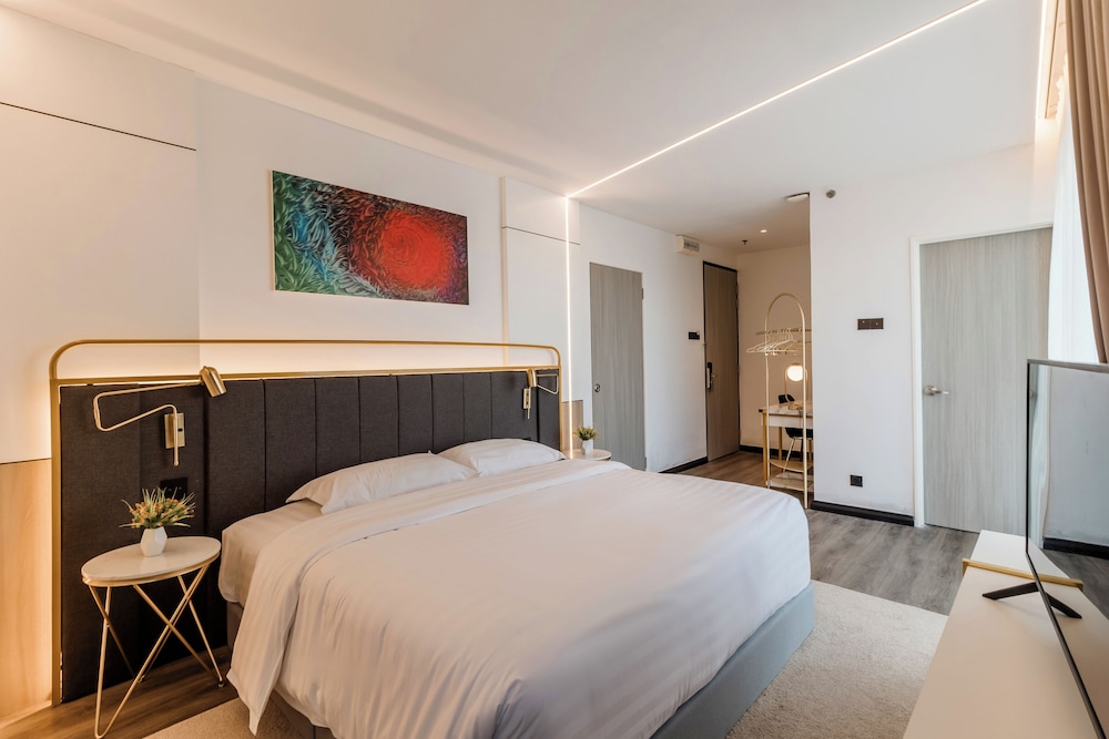 Deluxe Room - Photo 4