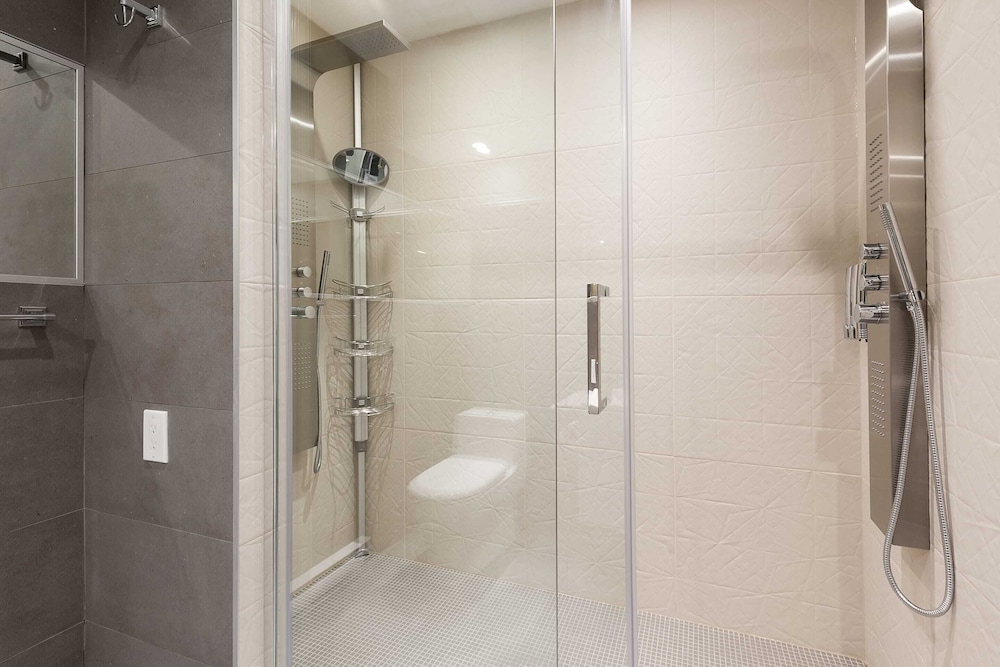 Loft, 1 Bedroom (1302)