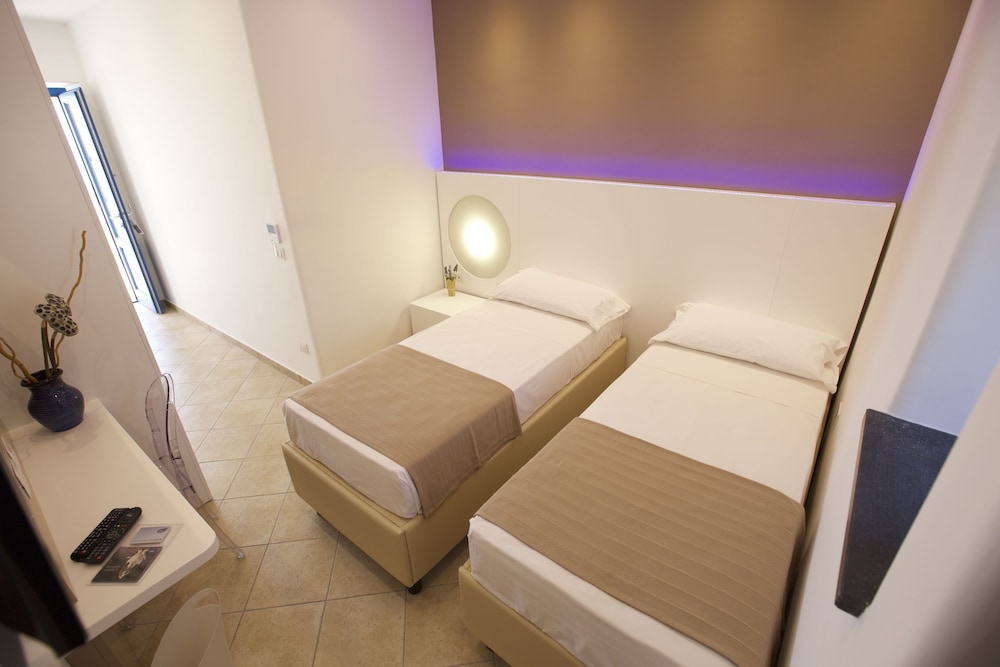 Economy Room photo 3