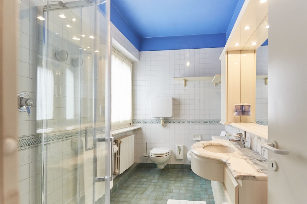 Elite Double Room photo 3