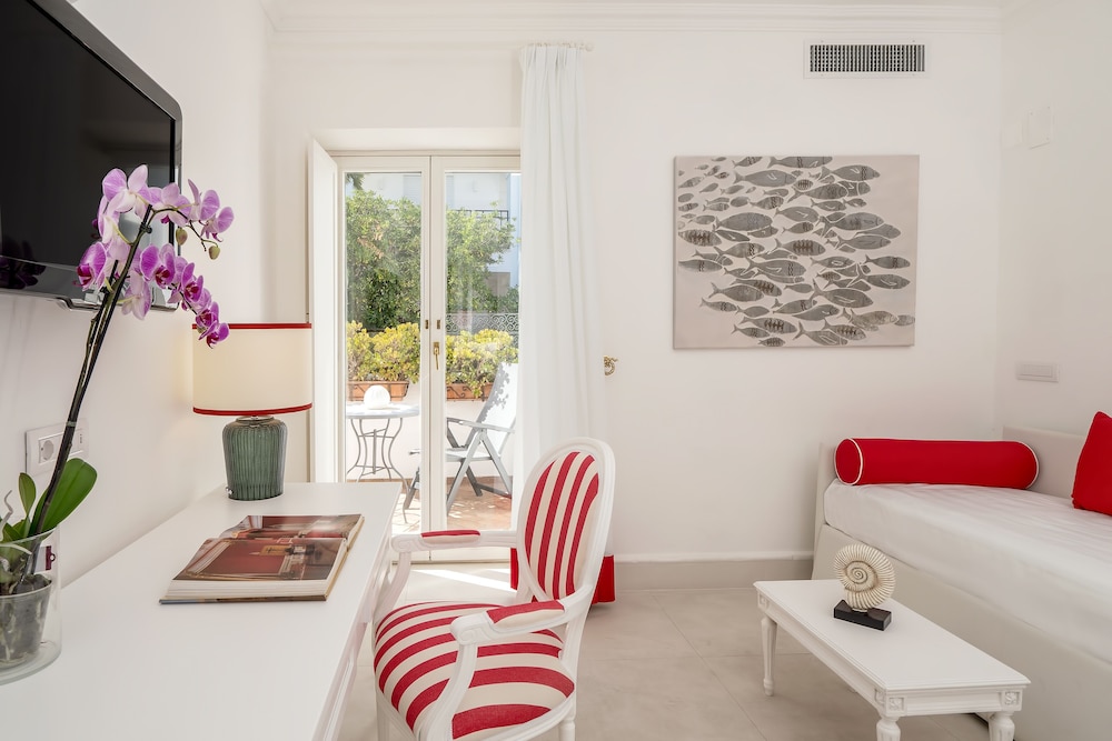 Junior Suite, Terrace, Garden View - Photo 4