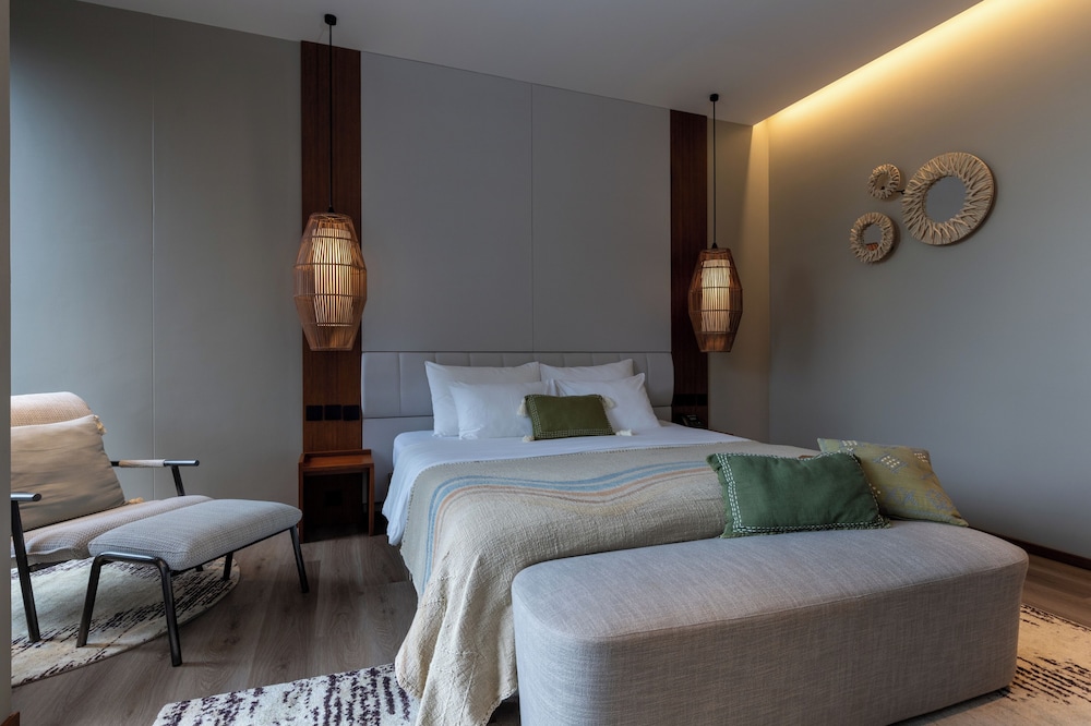 Luxe Ocean View King - Photo 3