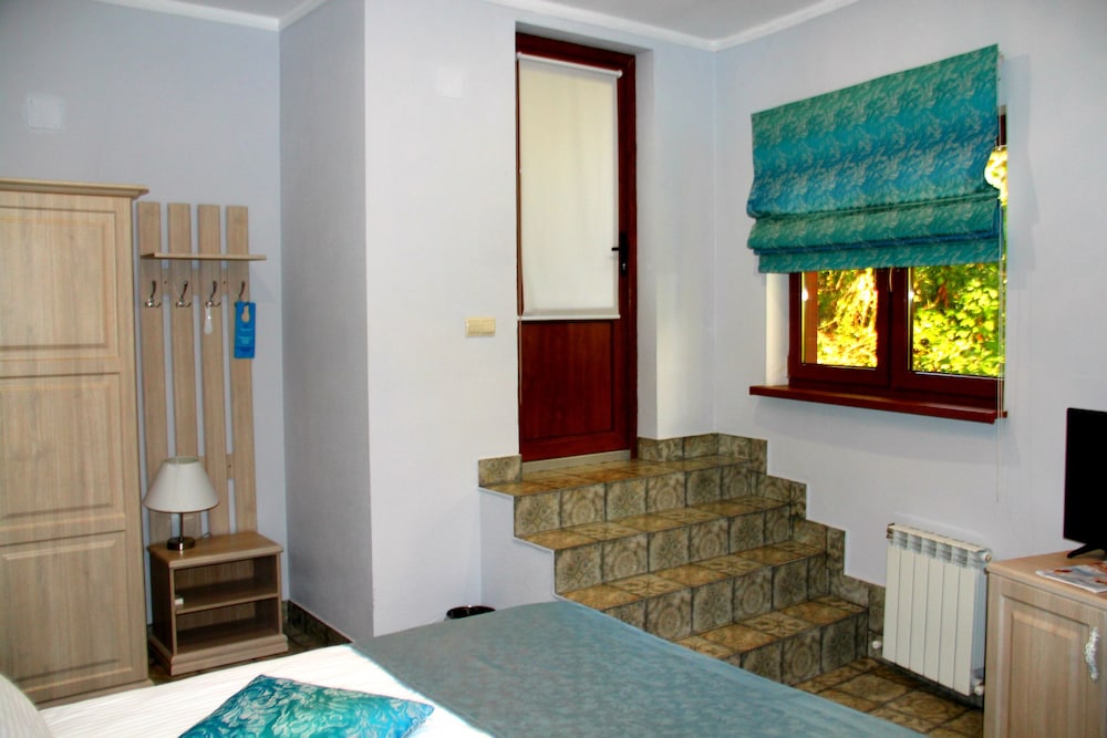 Economy Double Or Twin Room, 1 Bedroom photo 2