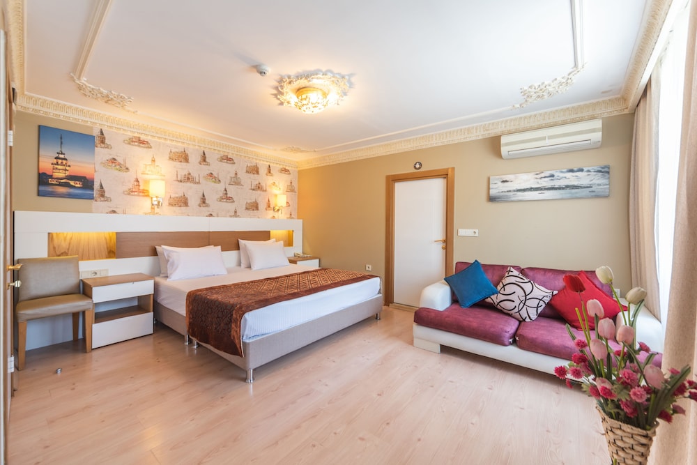 Deluxe Double Room, 1 Bedroom, Non Smoking photo 2