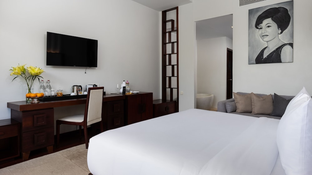 Classic Suite Free Laundry + Daily 60Min Massage + Mini Bar + Airport Pick-Up - Photo 7