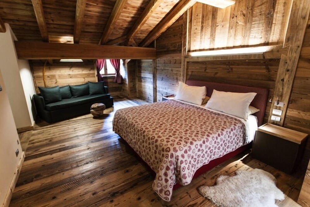 Deluxe Suite (King) photo 1