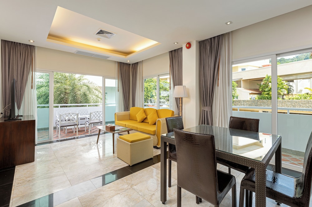 Two Bedroom Grand Family Suite with free Minibar(One time) - Photo 11