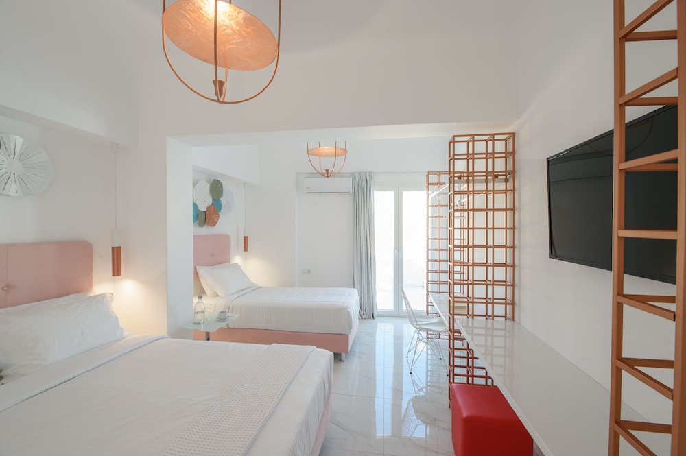 Triple Room, City View photo 2