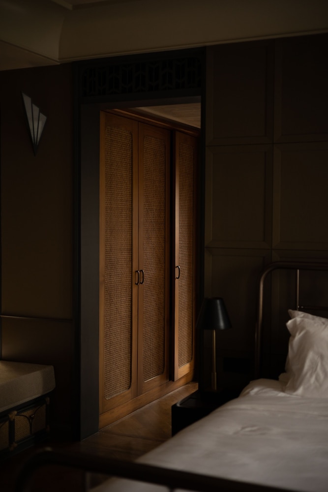 Comfort Room - Photo 2
