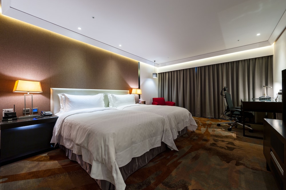 Premium Twin Room