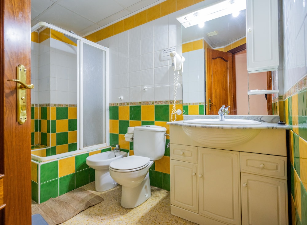 Comfort Triple Room - Photo 21