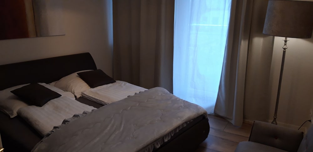 Classic Suite, 1 Bedroom, Non Smoking, Kitchen