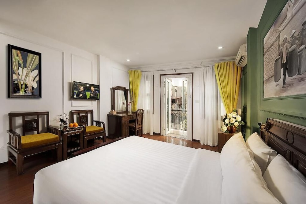 Premium Double or Twin Room, Non Smoking, City View