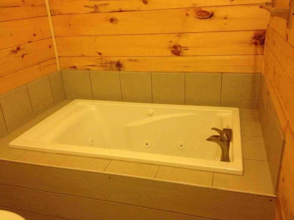 Suite, 1 Queen Bed photo 2