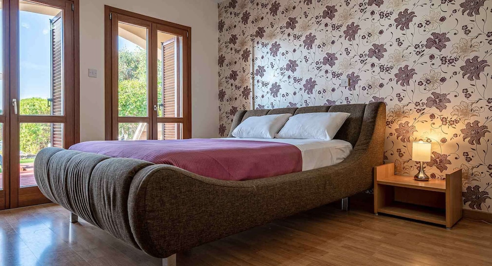 Villa, 3 Bedrooms photo 1