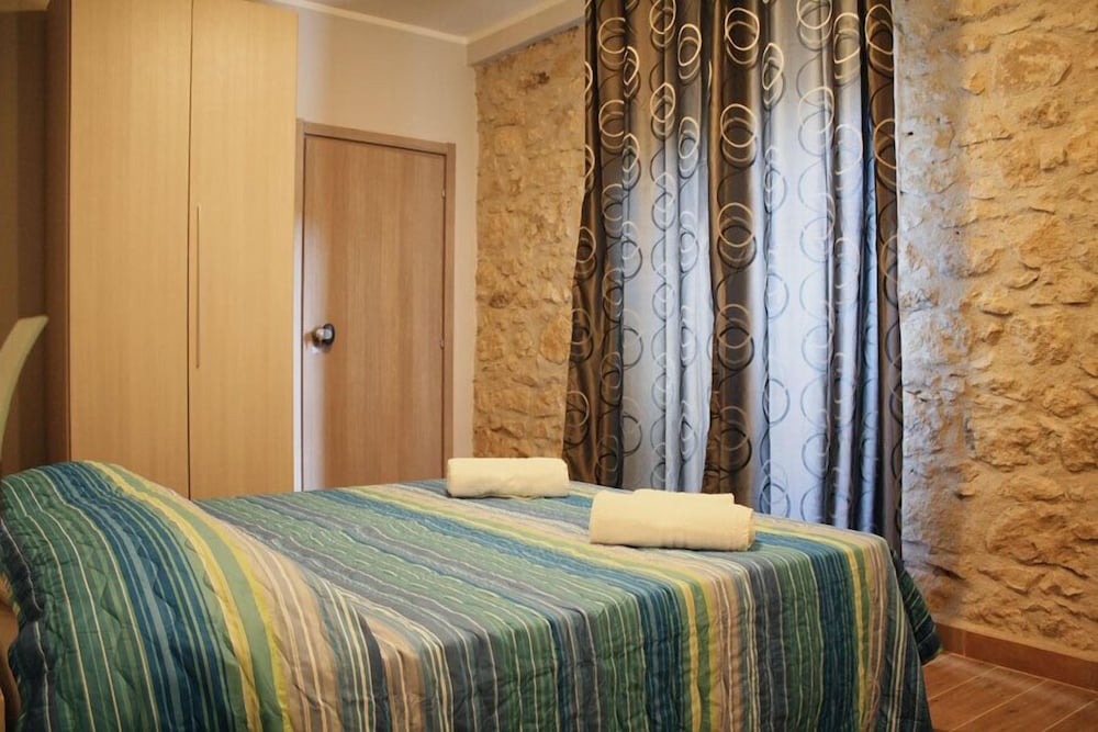 Comfort Triple Room photo 3