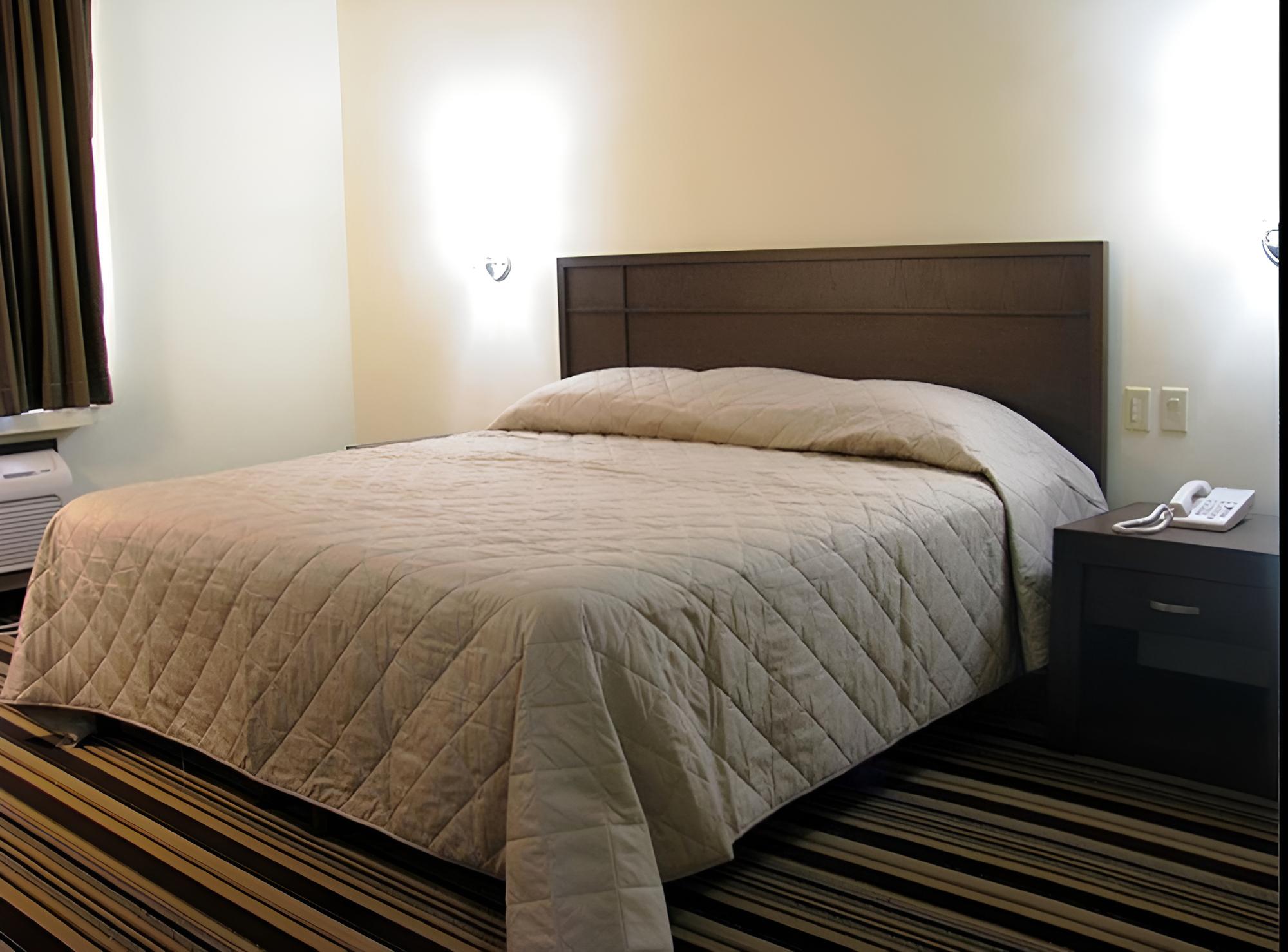 Single Room, 1 King Bed photo 2