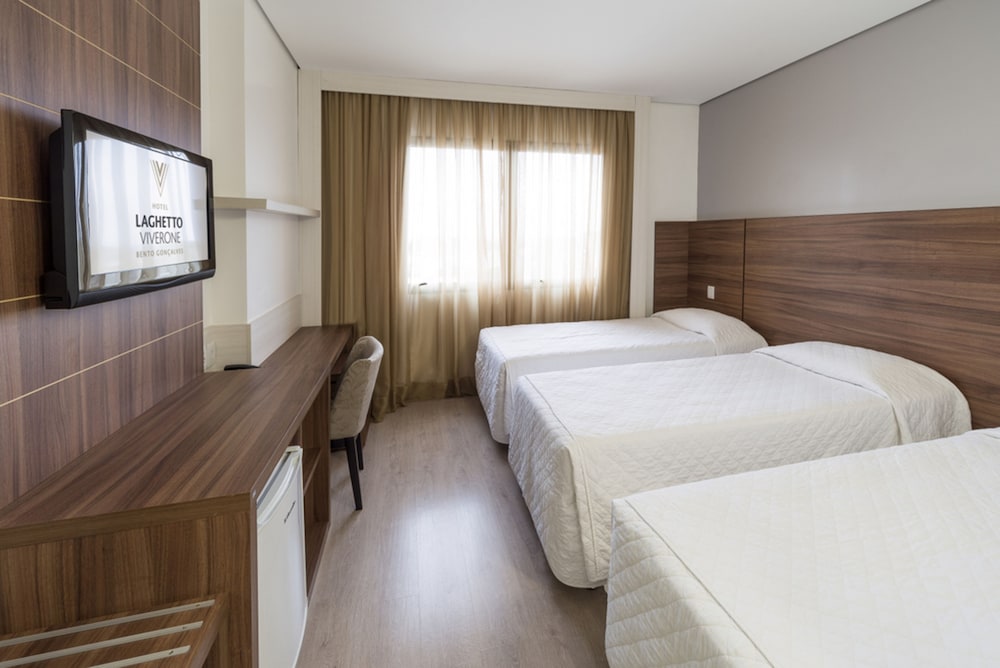 Deluxe Room - Photo 3