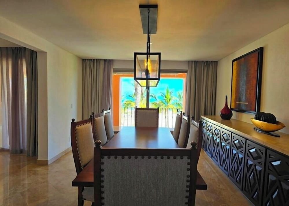 Imperial Two Bedroom Suite Ocean View