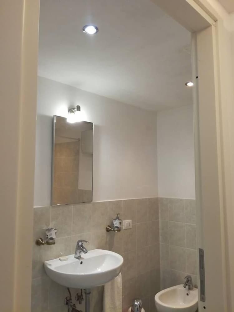 Double Room, Private Bathroom photo 3