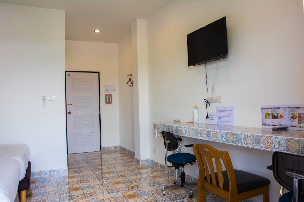 Standard Triple Room - Photo 3