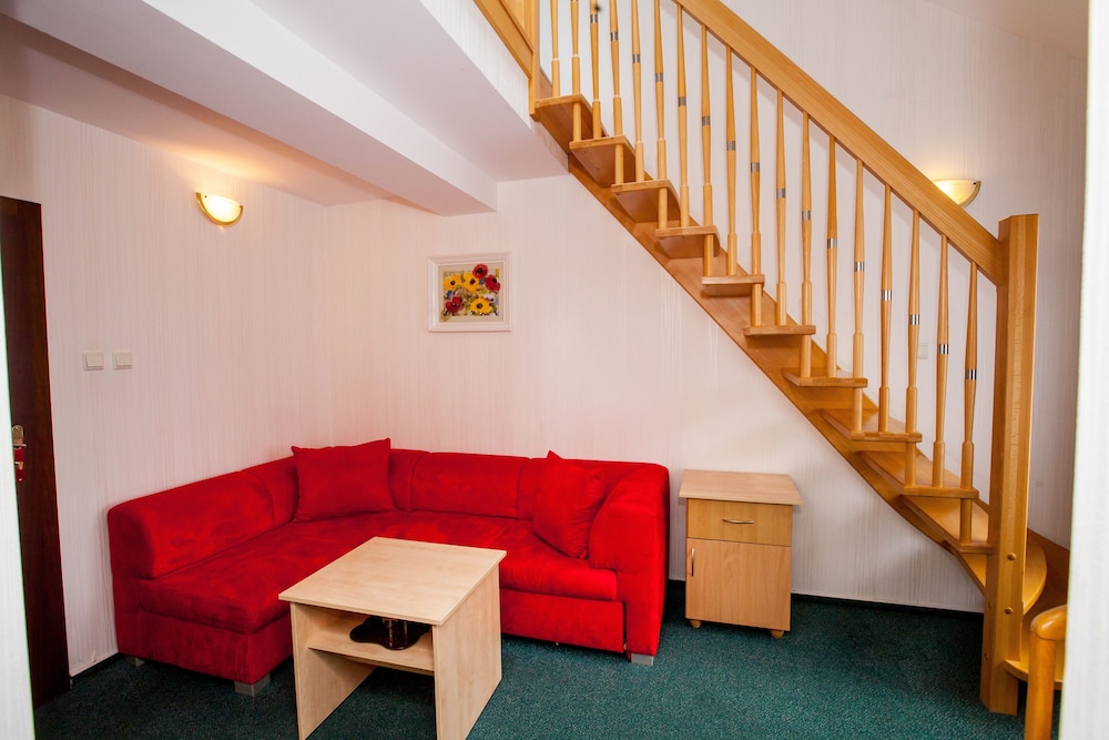 Standard Room (with mezzanine) photo 2