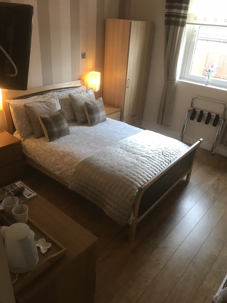 Standard Double Room, Ensuite photo 1