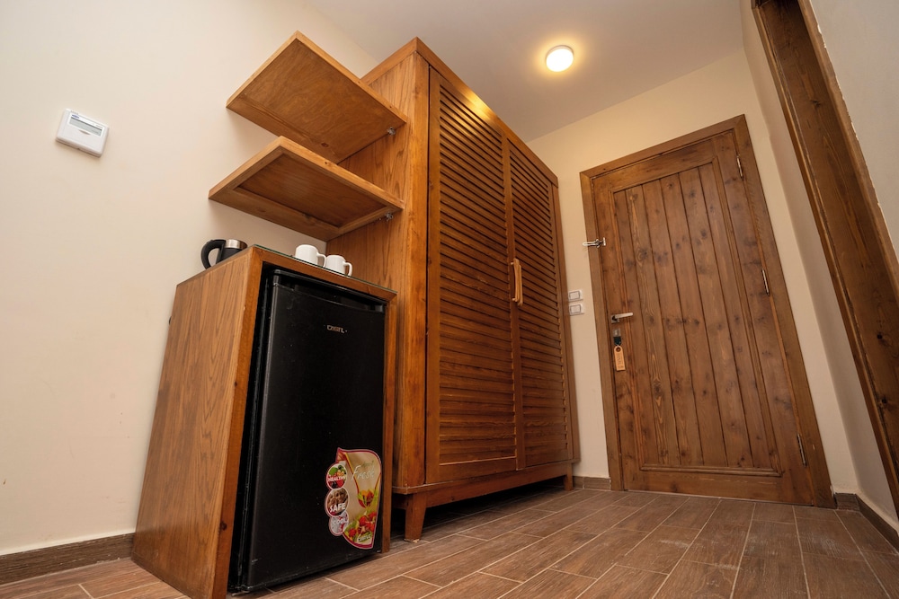Deluxe Double or Twin Room, Mountain View photo 1