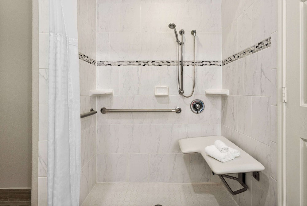 La Quinta by Wyndham Brownsville North, Photo 3