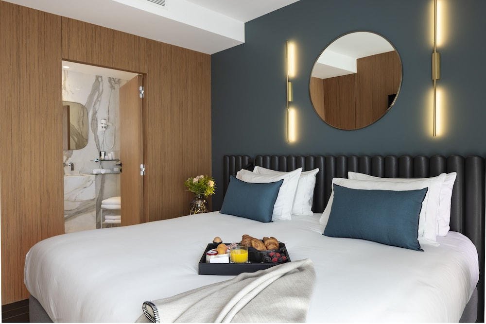 Executive Room - Photo 4