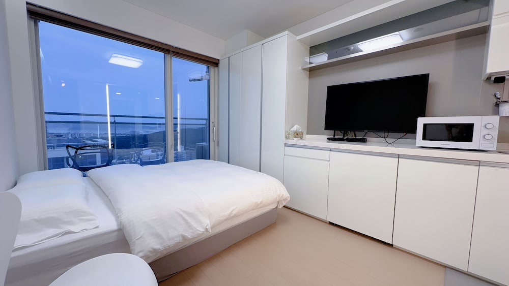 Deluxe Double Room, Sea View - Photo 4