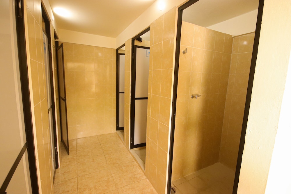 Basic Shared Dormitory, Mixed Dorm, Non Smoking photo 2