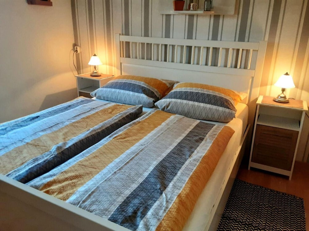 Apartment photo 2