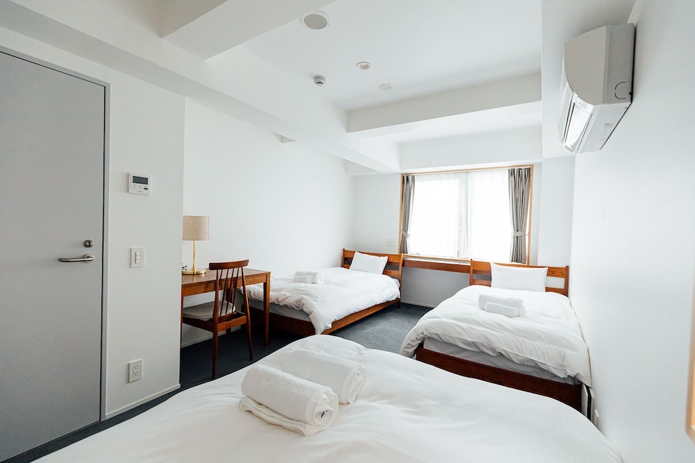 Comfort Triple Room, Private Bathroom