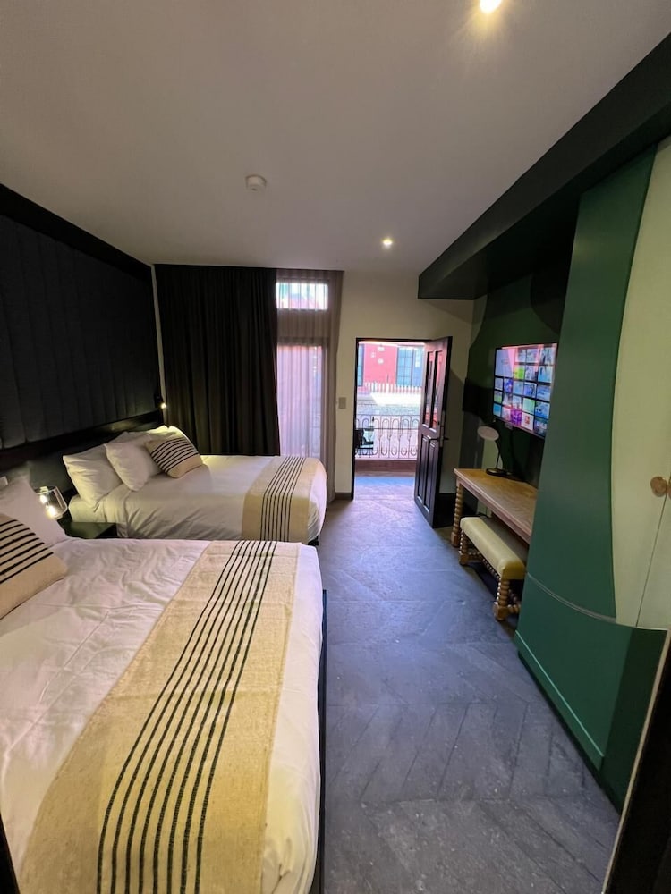 Classic Room, 2 Double Beds