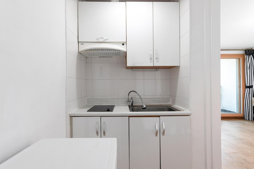 Basic Room, 1 Bedroom (Shapran 201(Ocean View)) - Photo 5