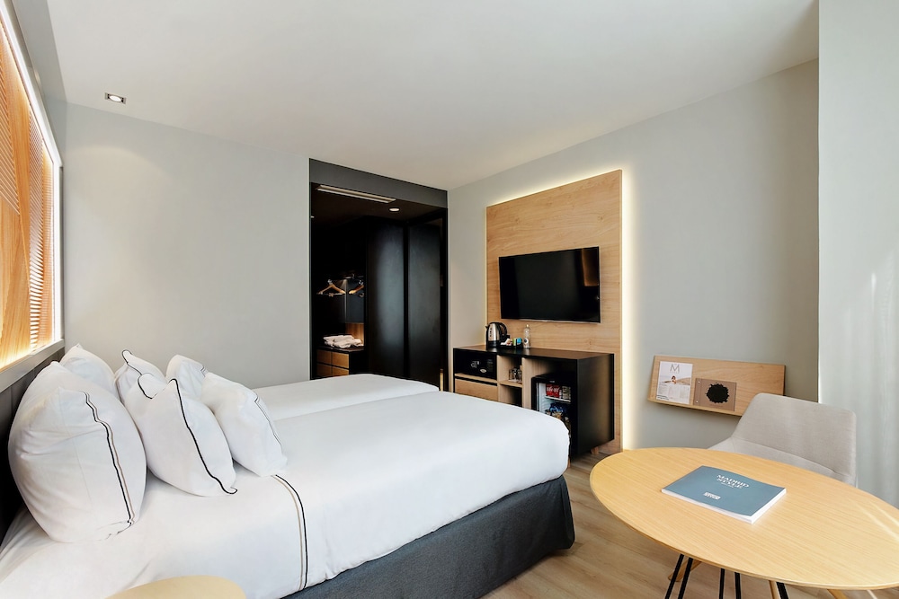 Melia Twin Room