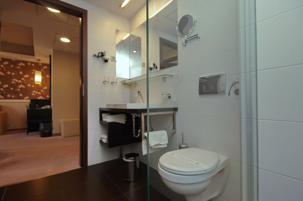 Superior Triple Room photo 2