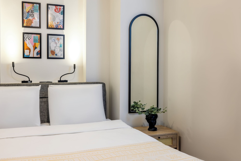 Luxury Studio Suite photo 2