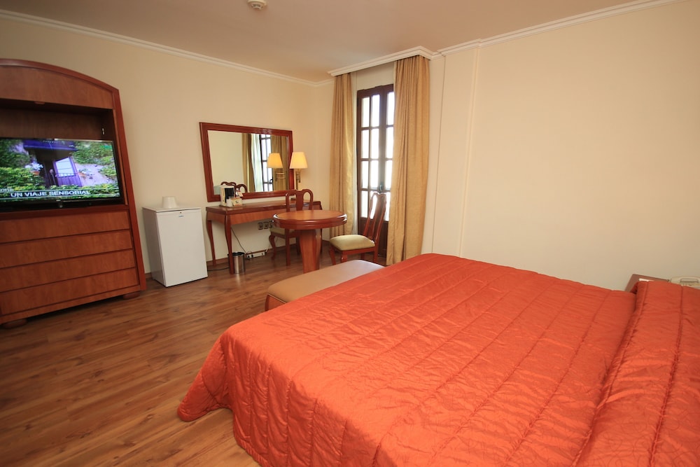 Standard Single Room - Photo 9