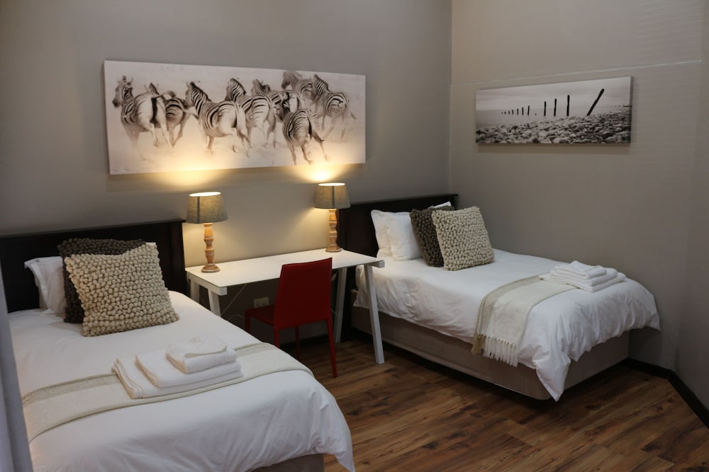 Classic Twin Room photo 1