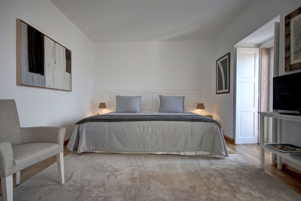 Luxury Suite, River View photo 3